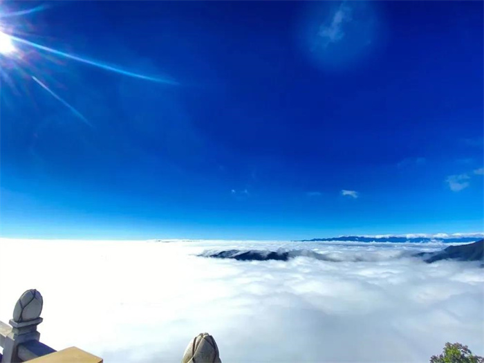 奔赴雞足山，看最美天際線，打卡大理小眾旅游地