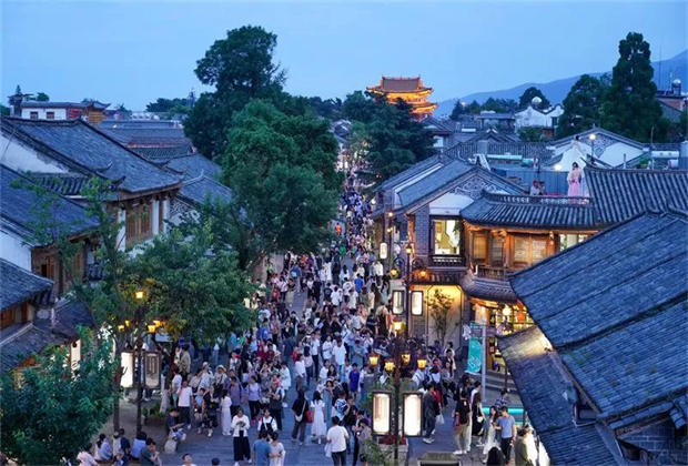 文旅周刊丨大理一村落擬入選中國美麗休閑鄉(xiāng)村、暑期大理旅游“熱”力十足
